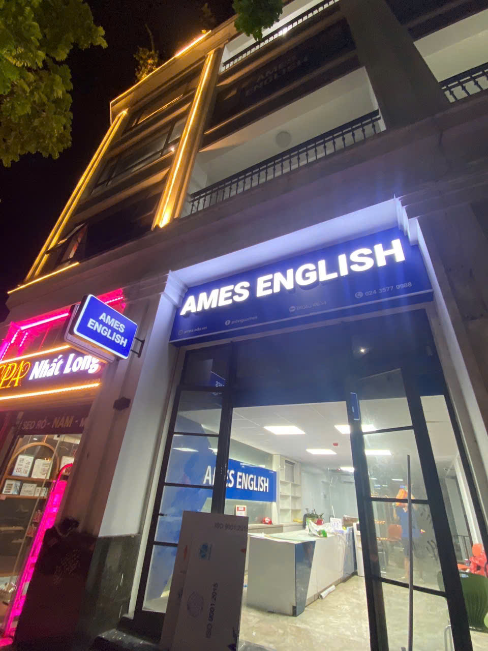 Biển Alu chữ nổi sáng đèn cho hệ thống Trung tâm tiếng anh AMES ENGLISH – Đồng bộ, nổi bật, tăng nhận diện 1